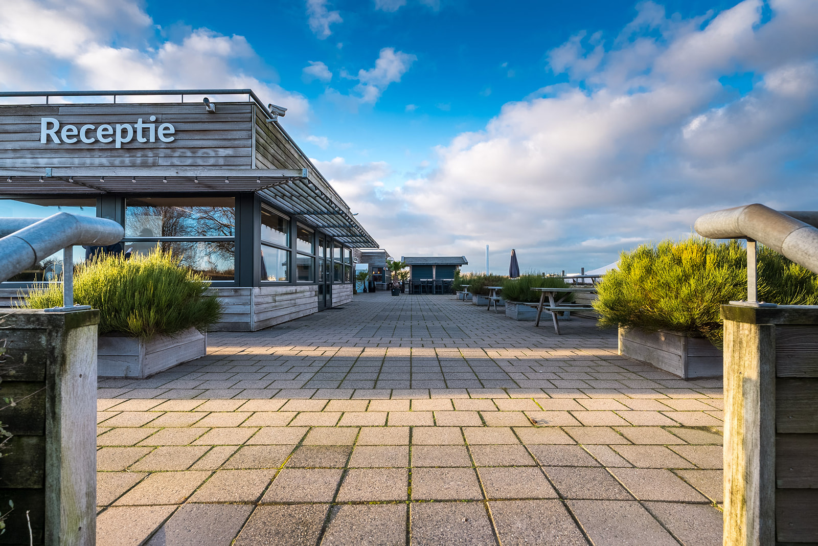 Dock Hotel Stellendam aan de jachthaven